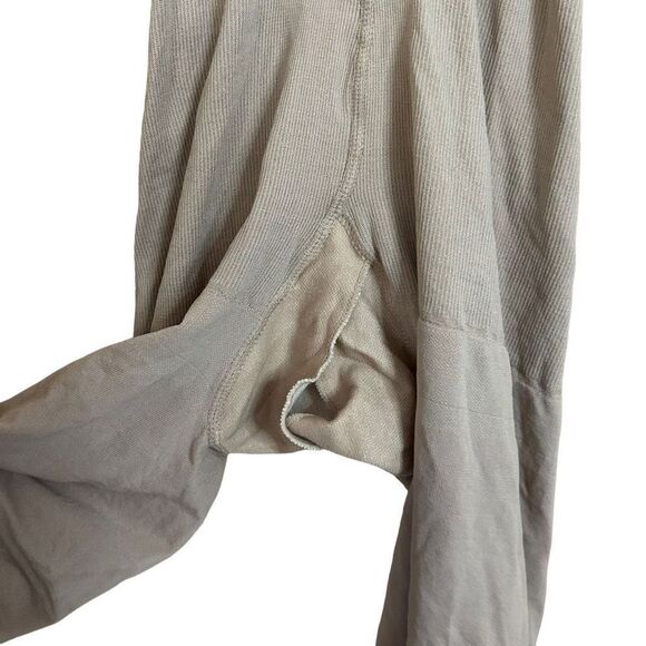 SPANX CHICO'S Womens High Waisted Power Panty Thigh Tummy Waist Shaper Sz 2 Bare - Picture 2 of 4